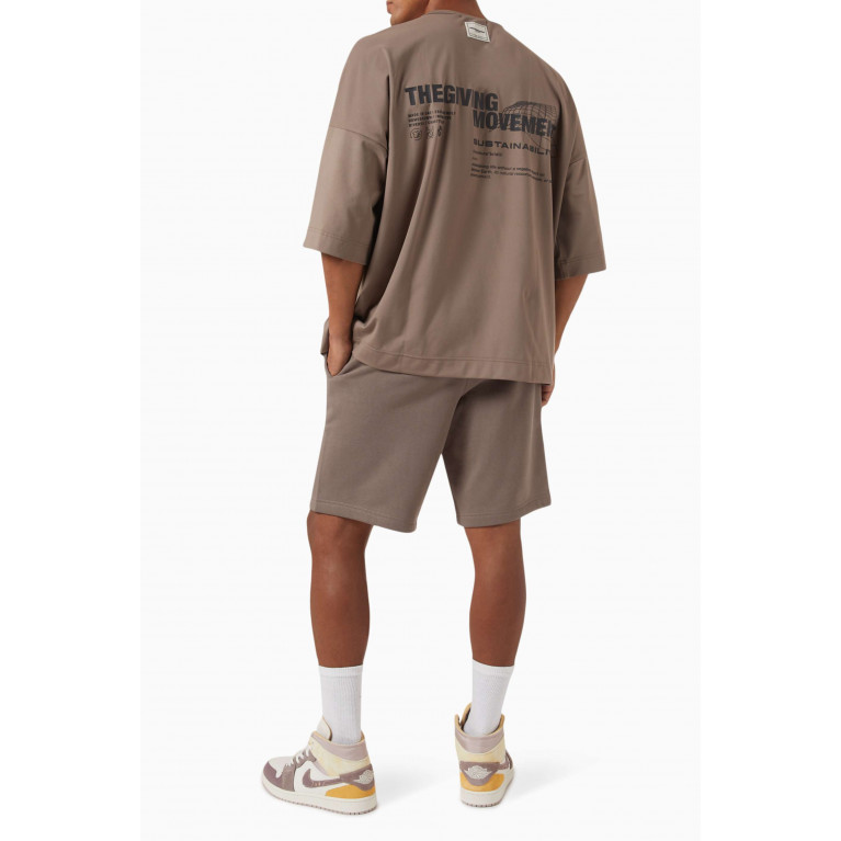 The Giving Movement - Super-oversized Exaggerated-sleeve T-shirt in Light Softskin100© Brown