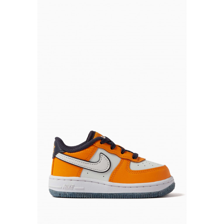 Nike - Force 1 Low SE 'Finding Nemo' Sneakers in Leather