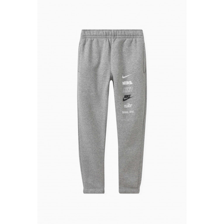 Nike - Logo Sweatpants in Fleece