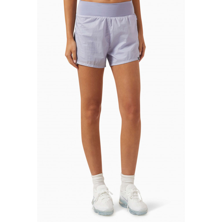 Nike - 2-in-1 Reflective Design Shorts in Nylon