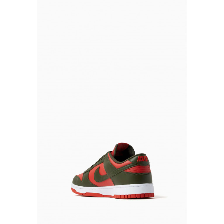 Nike - Dunk Low Retro Sneakers in Leather Multicolour