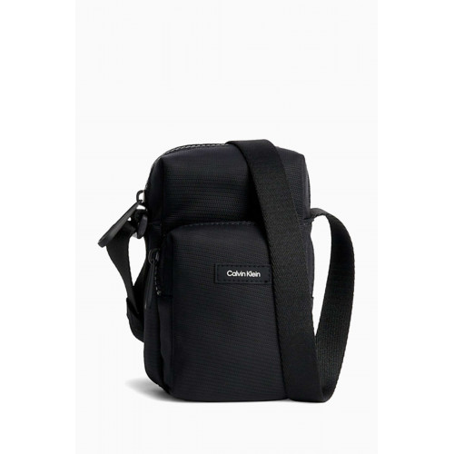 Calvin Klein - XS Must T Reporter Bag in Nylon