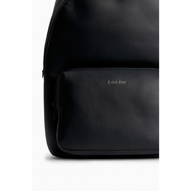 Calvin Klein - Campus Round Backpack in Faux-leather