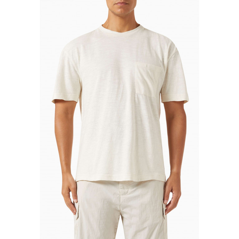 Calvin Klein - Pocket T-shirt in Organic Cotton Neutral