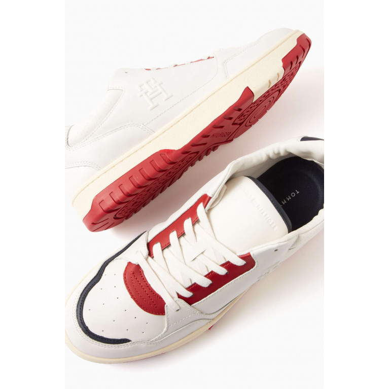Tommy Hilfiger - Basket Best Sneakers in Leather White