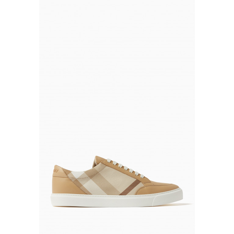 Burberry - Sneakers in Check Cotton & Leather
