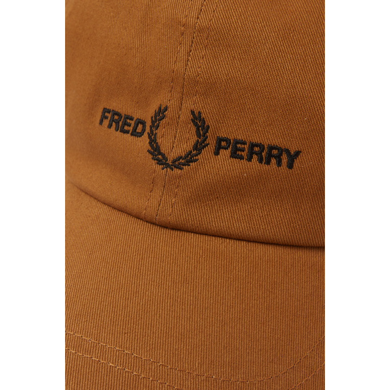 Fred Perry - Logo Baseball Cap in Twill