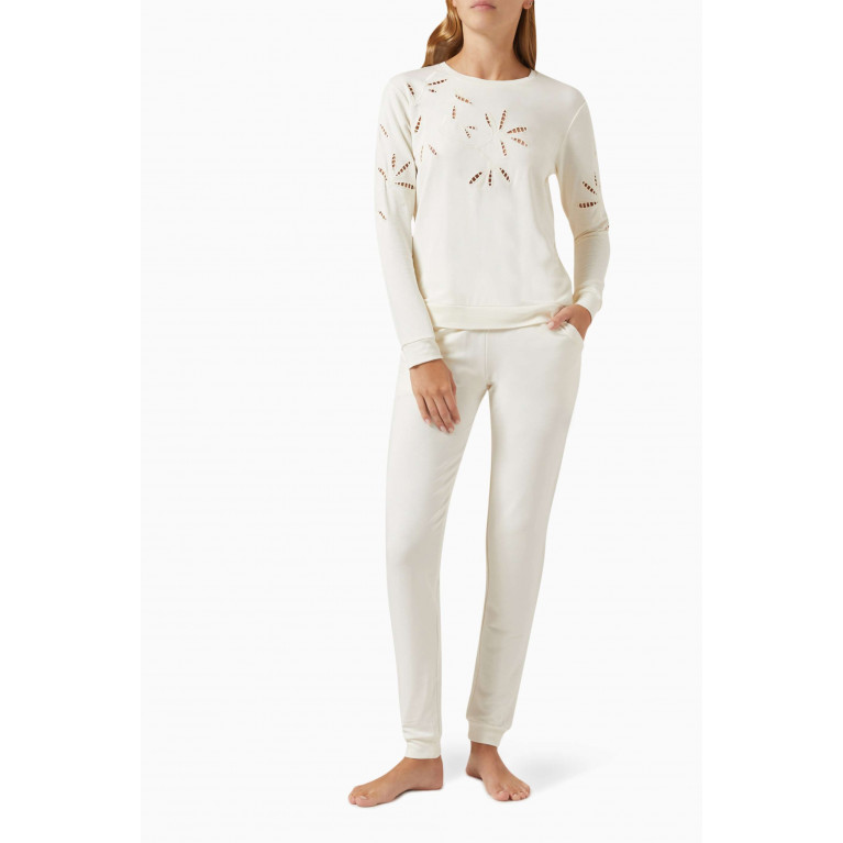 Togas - Isola Embroidered Pyjama Set in Stretch Sensotex®
