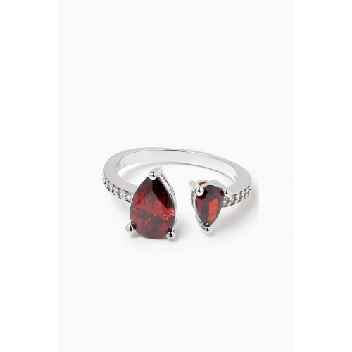 CZ by Kenneth Jay Lane - Up/ Down Pear Pavé Ring in Rhodium-plated Brass Red