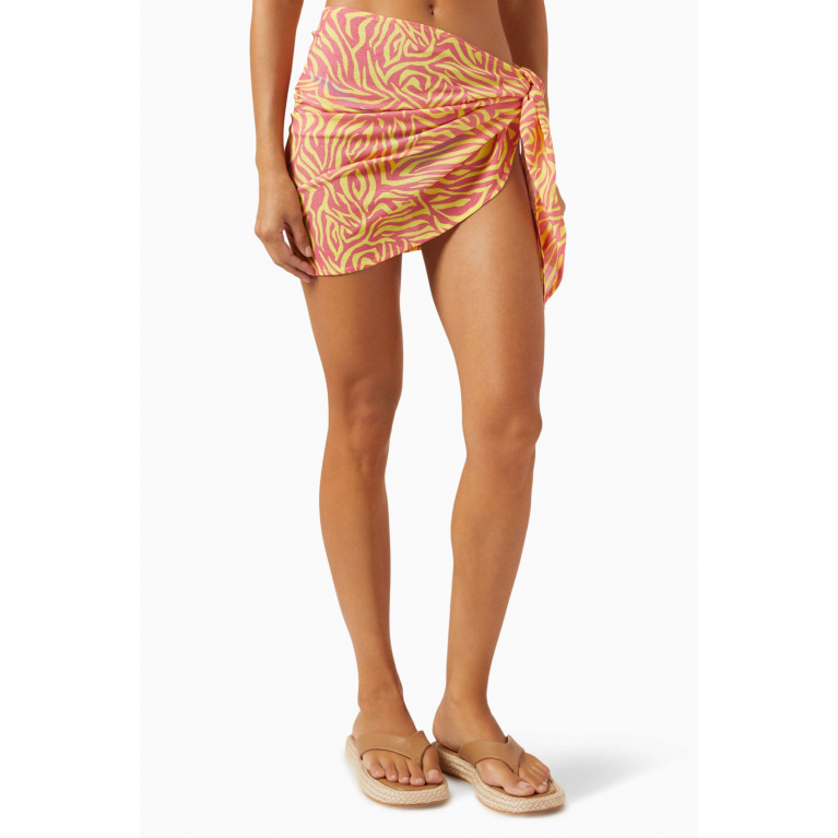 It's Now Cool - The Mesh Sarong