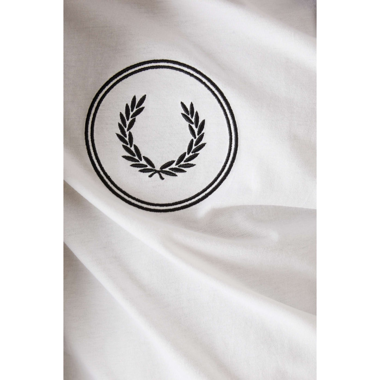 Fred Perry - Circle Branding T-shirt in Cotton Jersey