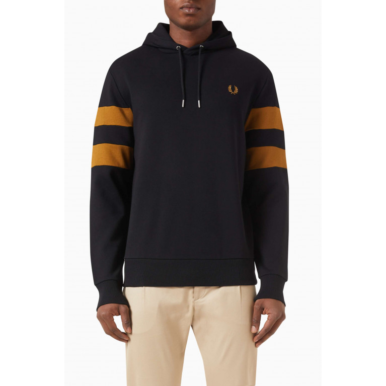 Fred Perry - Twin Tipped Sleeve Hoodie in Fleece