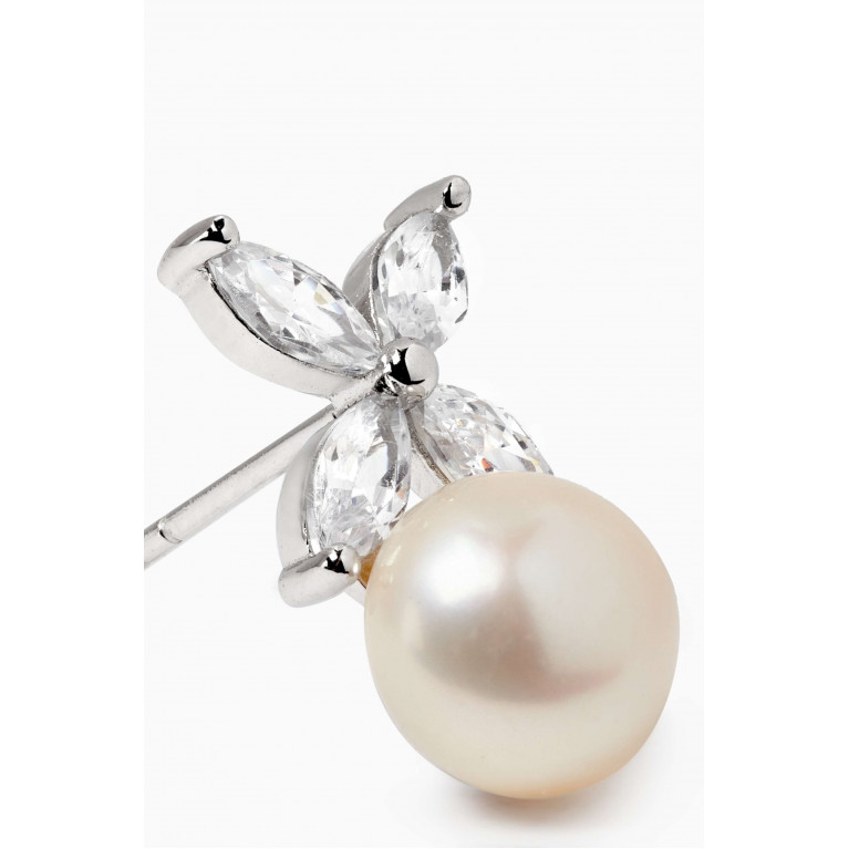The Jewels Jar - Chloe Pearl Drop Earrings in Sterling Silver