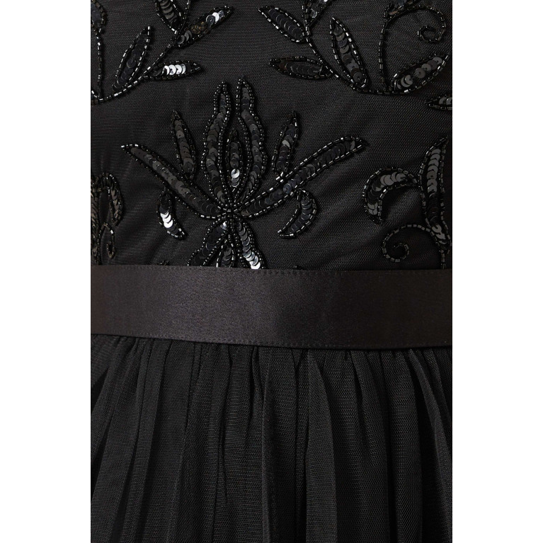 Maya - Floral Sequin-embellished Maxi Dress in Tulle Black