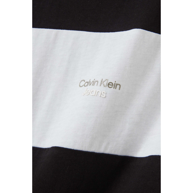 Calvin Klein - Colour-block Logo T-shirt in Organic Cotton Jersey Blend Black