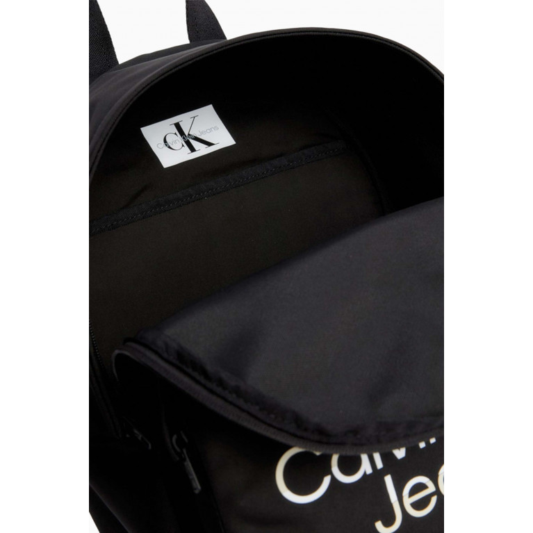 Calvin Klein - Hero Logo Backpack in Nylon Black
