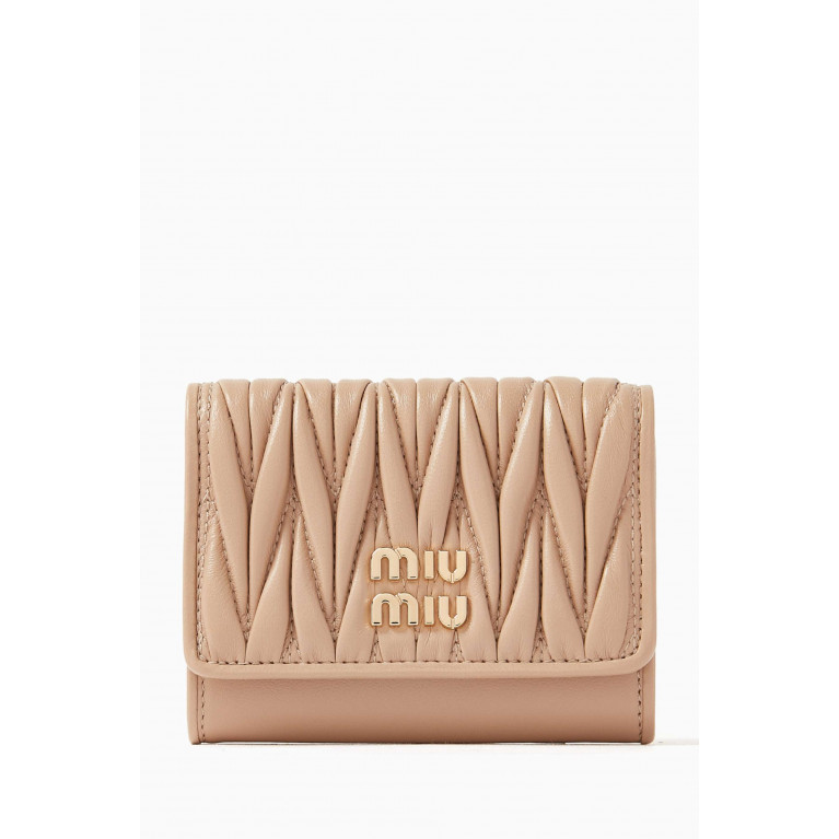 Miu Miu - Card Holder Wallet in Matelassé Leather Neutral