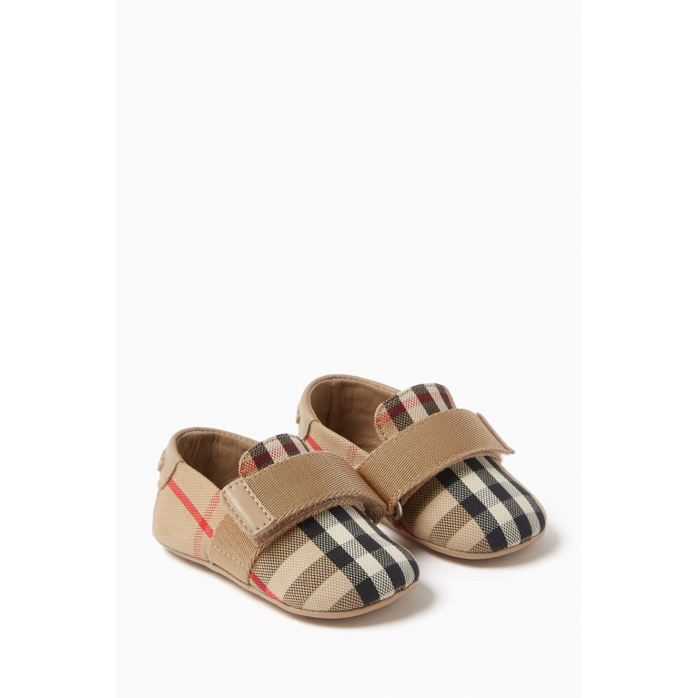 Burberry - Josie Sneakers in Checked Canvas