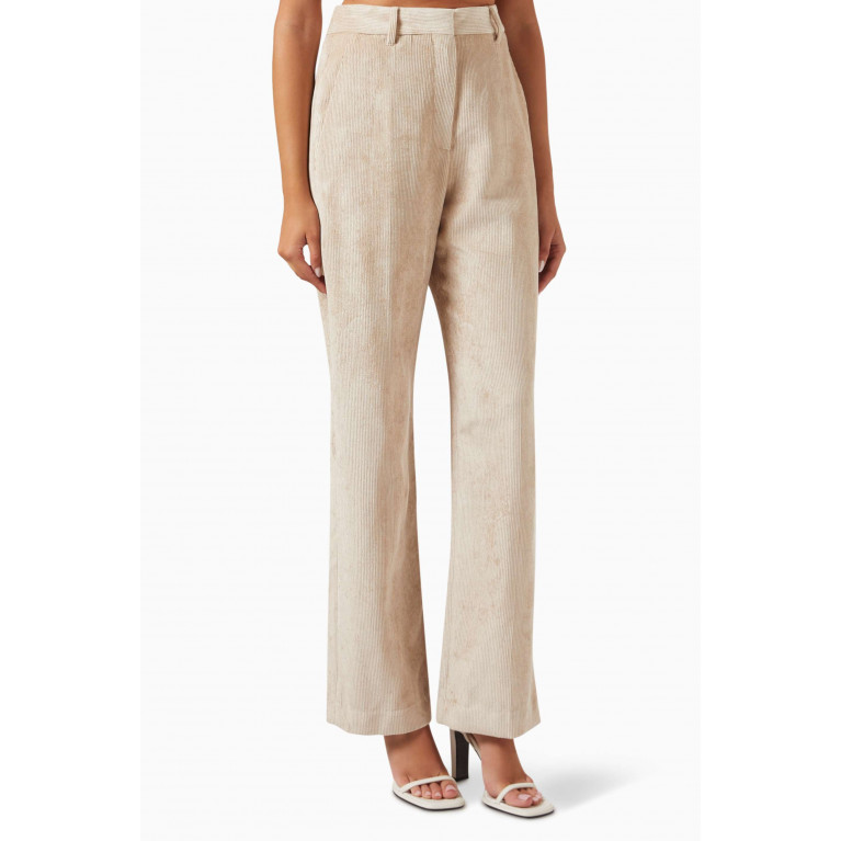 Brunello Cucinelli - Straight-fit Pants in Hammered-corduroy Neutral