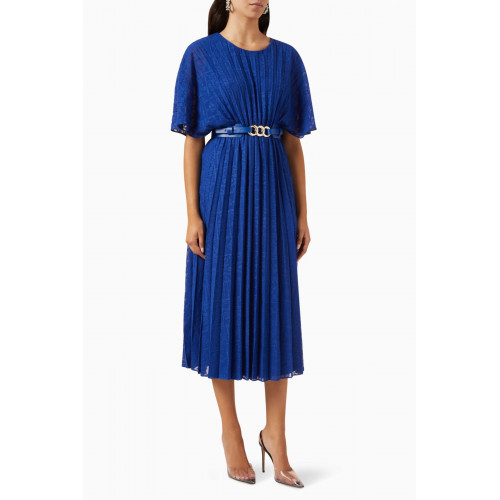 Qui Prive - Belted Midi Dress in Pleated-fabric Blue