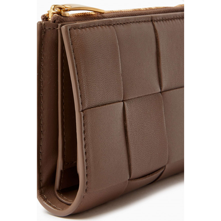 Bottega Veneta - Medium Cassette Bi-fold Wallet in Intrecciato Leather
