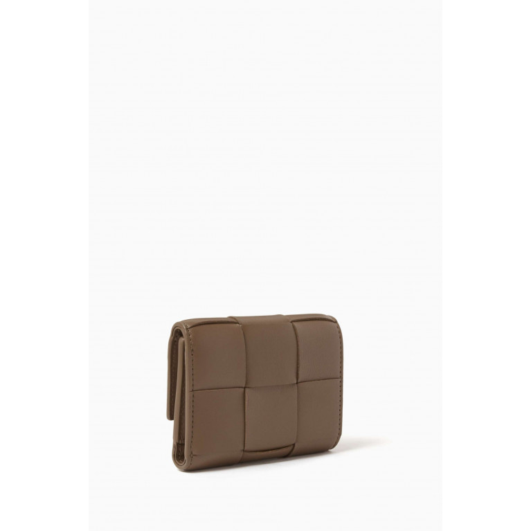 Bottega Veneta - Cassette Tri-fold Zip Wallet in Intrecciato Leather