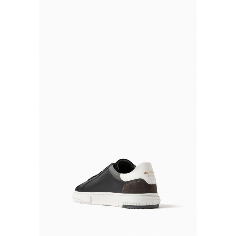 Axel Arigato - Atlas Low Top Sneakers in Leather