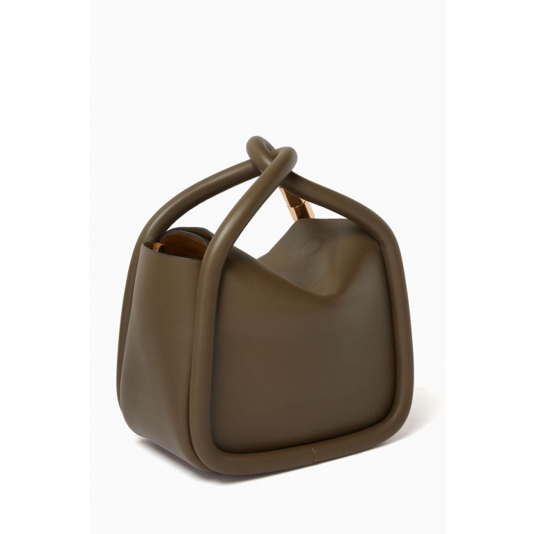 BOYY - Wonton 20 Bucket Bag in Calfskin-leather