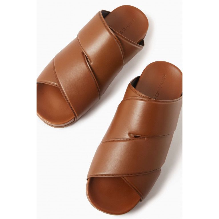 Bottega Veneta - Bridge Sandals in Calfskin Leather