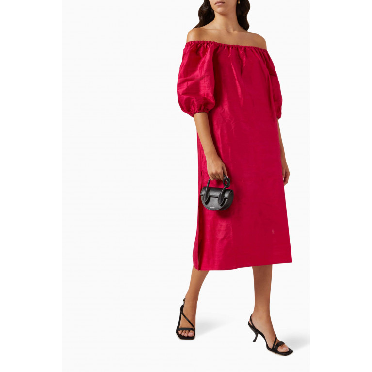 è lei - Tiptop Off-shoulder Dress in Silk Pink