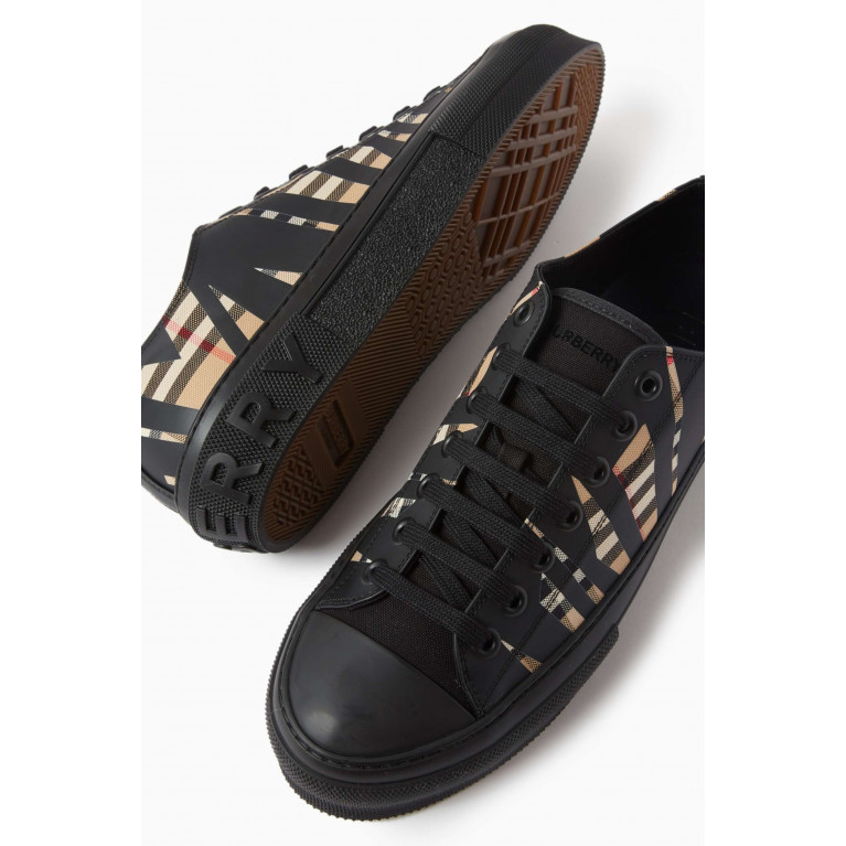 Burberry - Jack Sneakers in Canvas