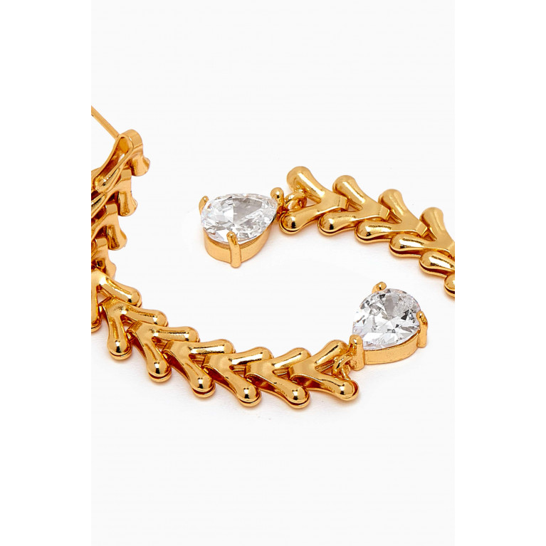 Lynyer - Nubia Y Drop Earrings in 24kt Gold-plated Brass