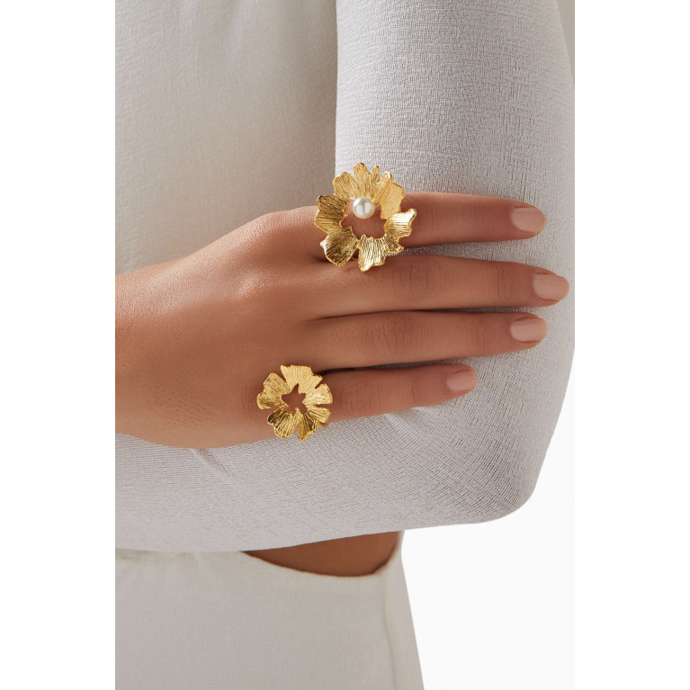 Lynyer - Gaia Pearl Rings in 24kt Gold-plated Brass, Set of 2