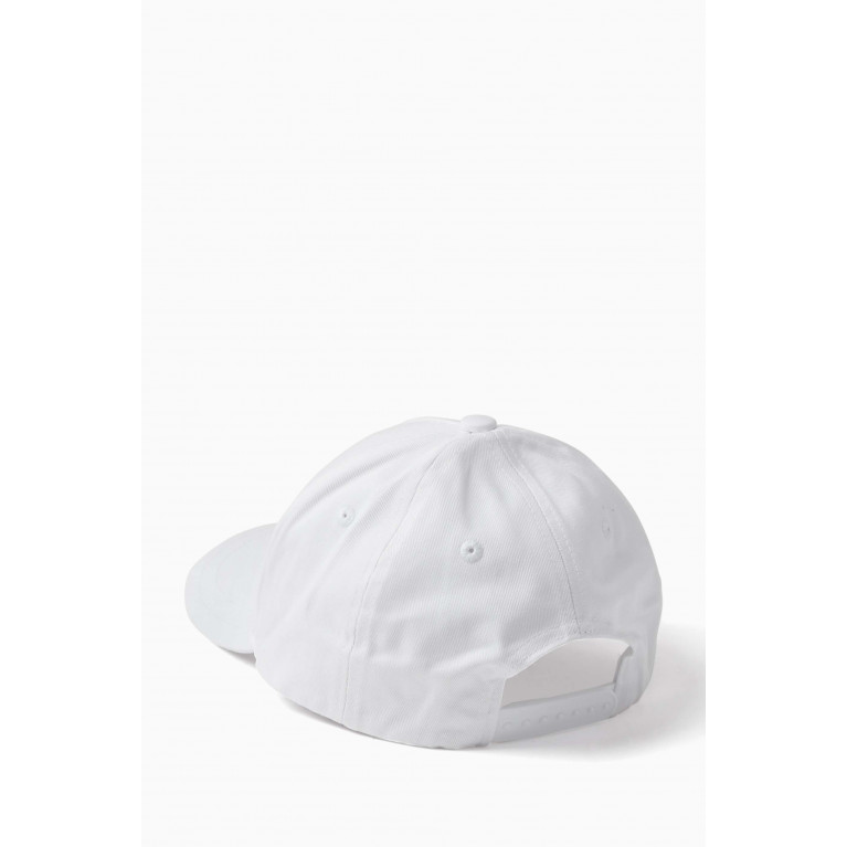 Armani Exchange - AX Logo Baseball Cap in Cotton White