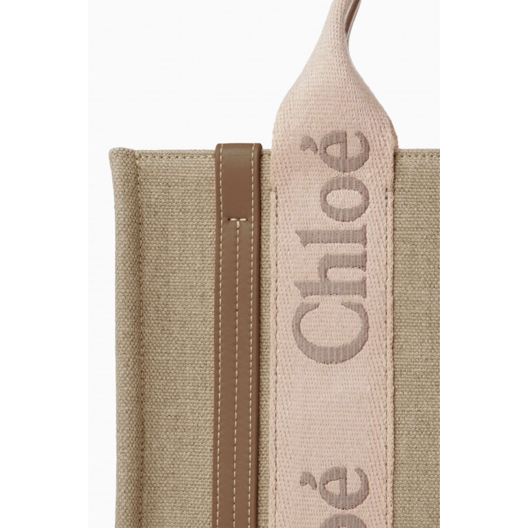 Chloé - Small Woody Embroidered Tote Bag in Linen Canvas Pink
