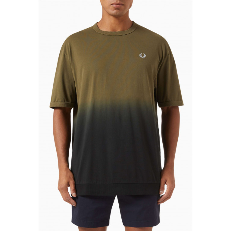 Fred Perry - Ombre Logo T-shirt in Cotton Jersey