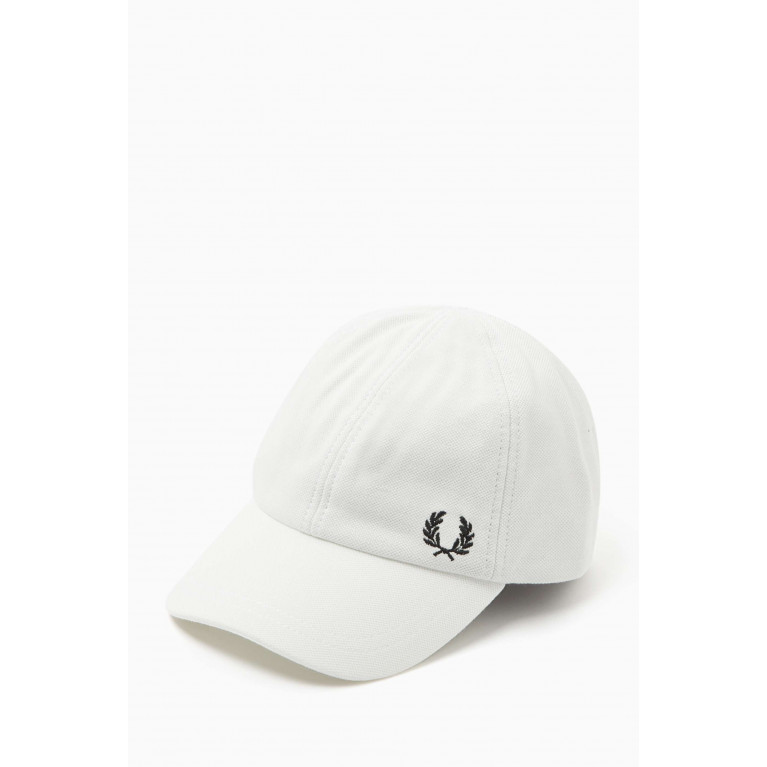 Fred Perry - Classic Cap in Cotton Pique