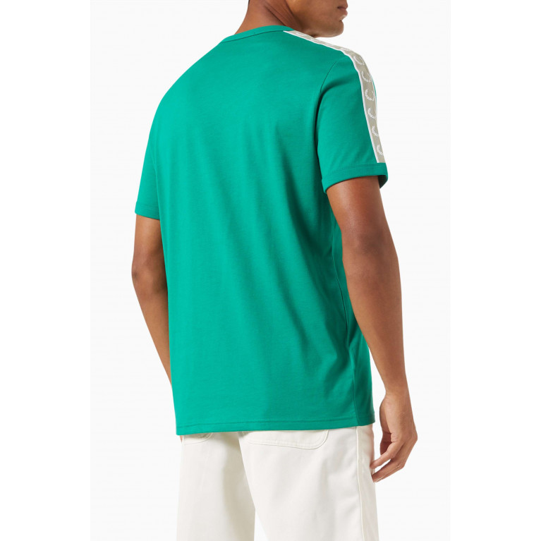 Fred Perry - Contrast Tape Ringer T-Shirt in Cotton Jersey