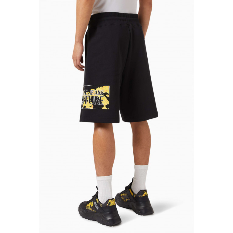 Versace Jeans Couture - Box Logo Couture Chain Print Sweatshorts in Cotton