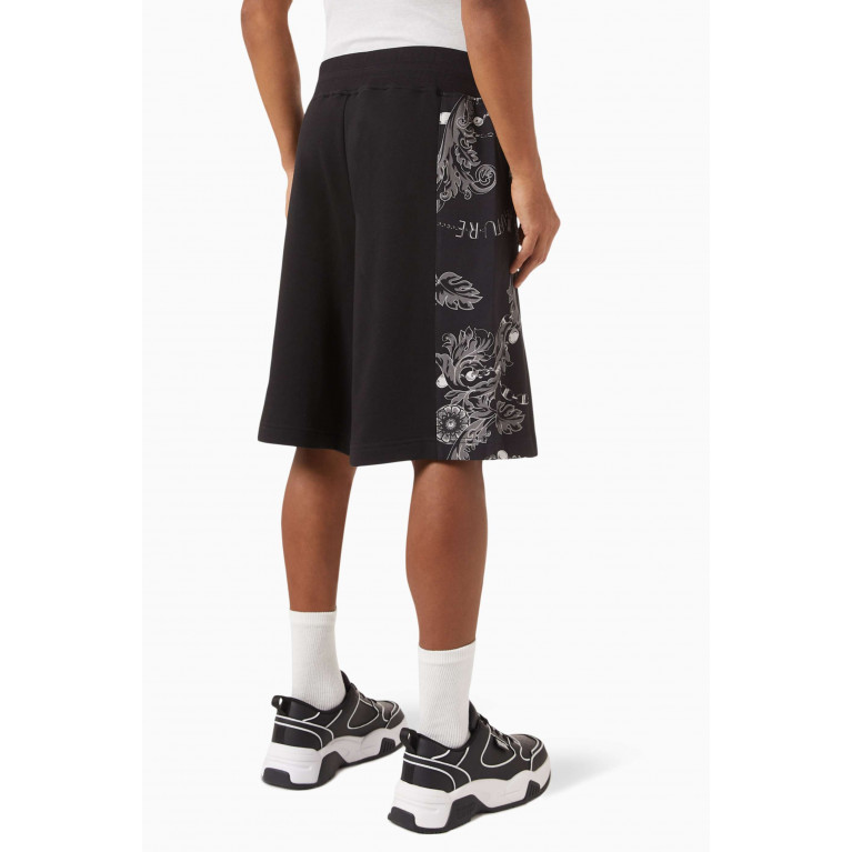 Versace Jeans Couture - Logo Couture Chain Print Sweatshorts in Cotton