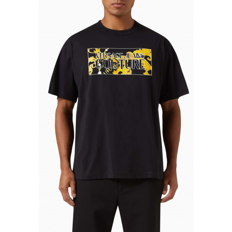 Versace Jeans Couture - Box Logo Couture Chain T-shirt in Cotton Jersey Black