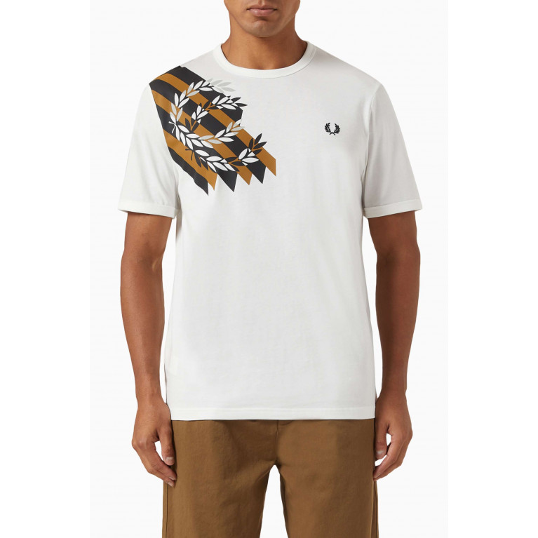 Fred Perry - Laurel Wreath Printed T-shirt in Cotton