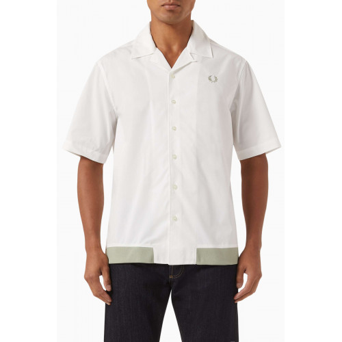 Fred Perry - Ribbed Hem Shirt in Cotton