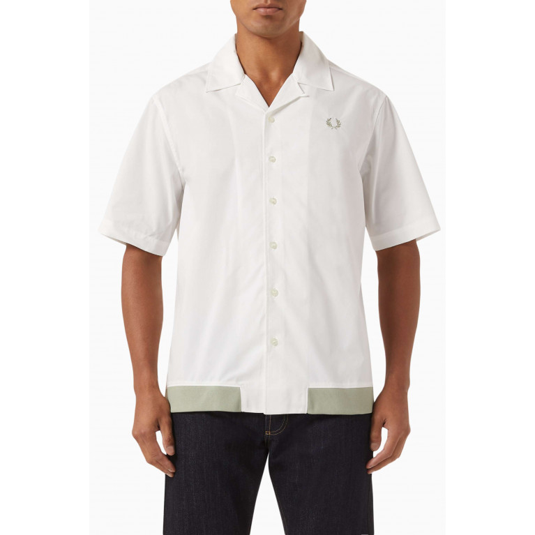 Fred Perry - Ribbed Hem Shirt in Cotton