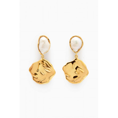 Joanna Laura Constantine - Wave Dangling Earrings in 18kt Gold-plated Brass