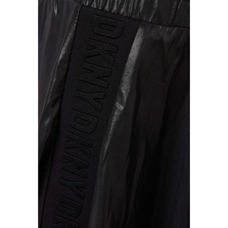 DKNY - Logo-tape Skirt in Viscose