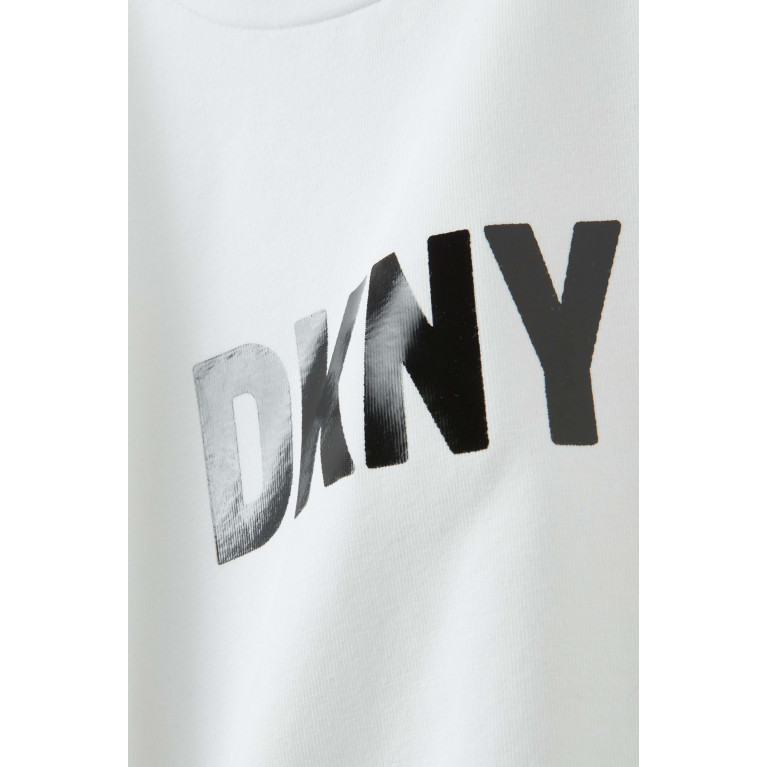 DKNY - Logo Print T-shirt in Cotton White