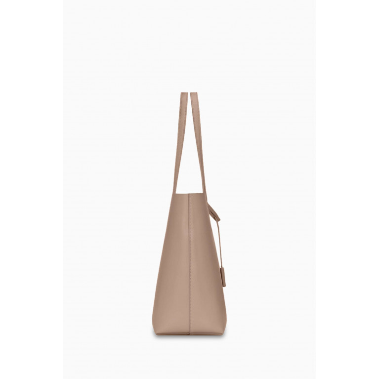 Saint Laurent - Medium East West Tote Bag in Smooth Leather