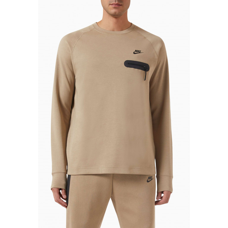 Nike - Zip-pocket T-shirt in Tech Fleece Neutral