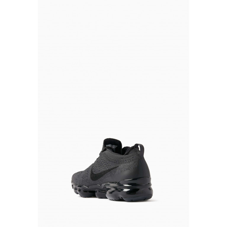 Nike - Air Vapormax 2023 Sneakers in Flyknit Grey